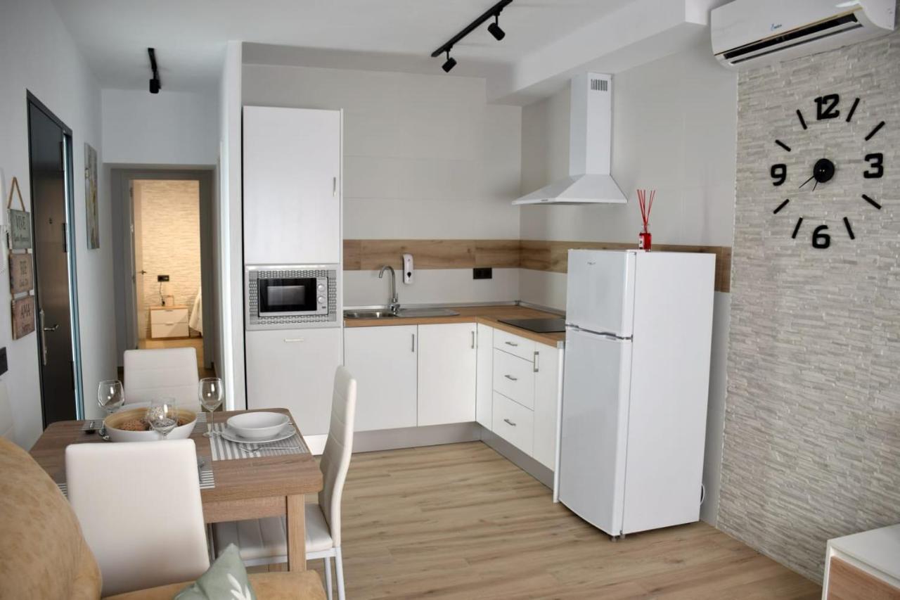 Alojamientos Lola, Suite Con Jacuzzi Benalup-Casas Viejas Extérieur photo